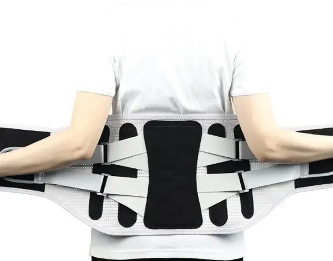 Self-Heating Lumbar Support Brace with Hybrid Metal Stays